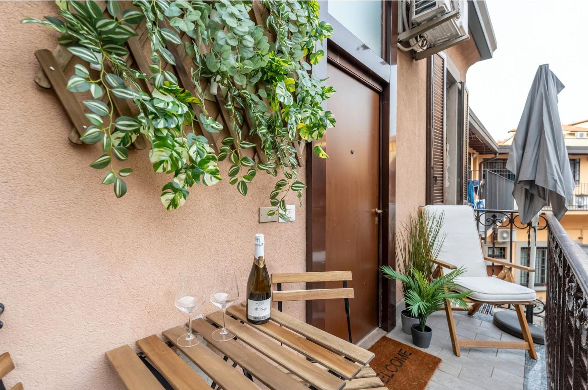 Loft Chic In Isola - Silenzioso E Ben Collegato Apartment Milan Exterior photo